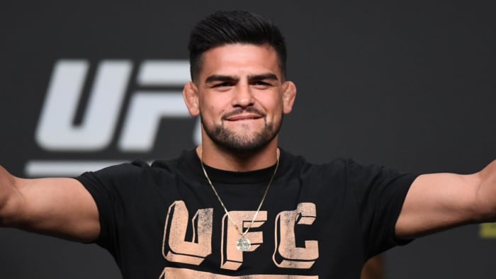 Kelvin Gastelum announces his move to welterweight